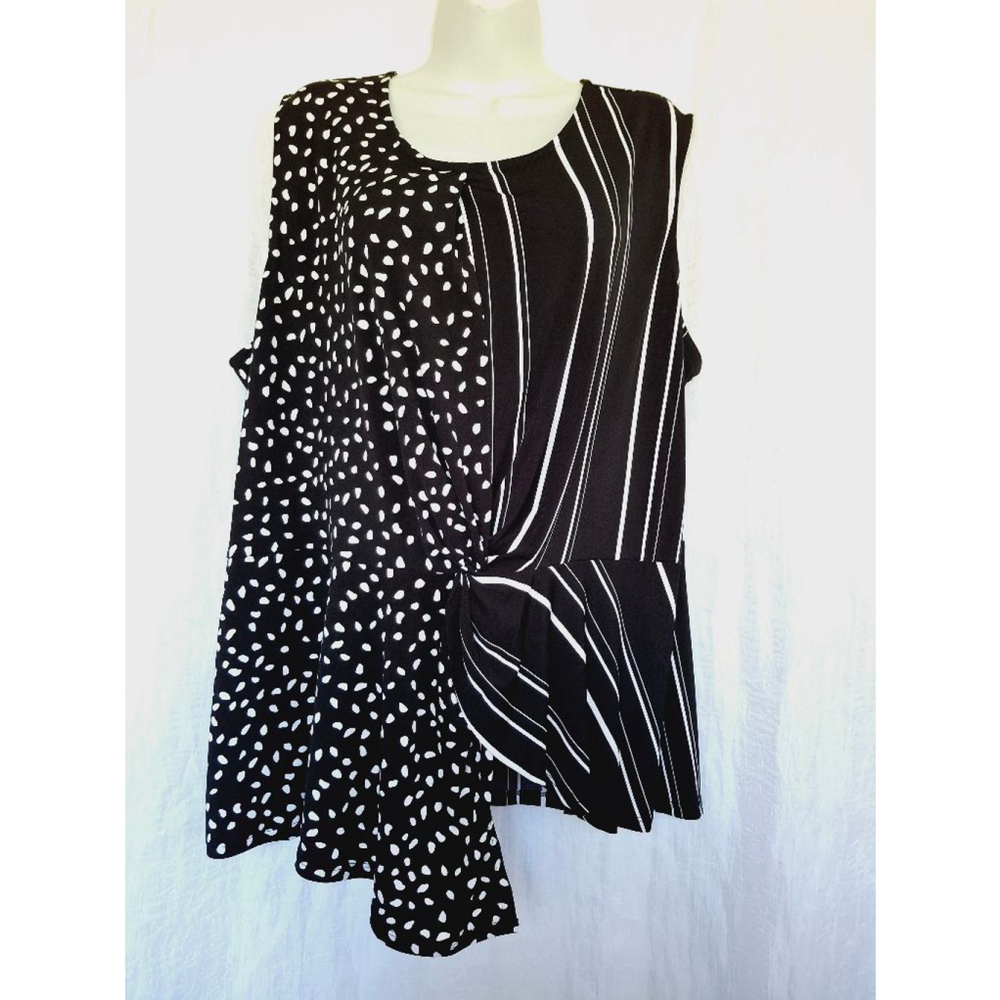 Women's Cato Black & White Striped top Size 22/24W